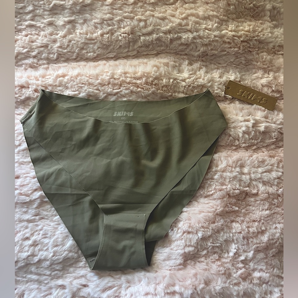 skims xxs underwear